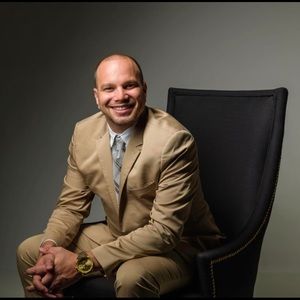 Meet your Posher, Frank